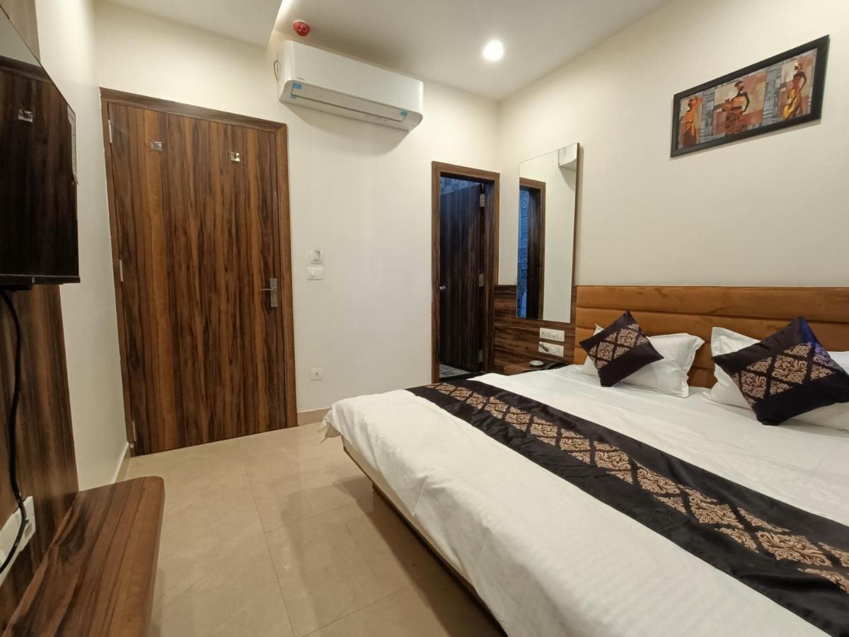 Hotel Vrinda Inn Udaipur Exterior foto