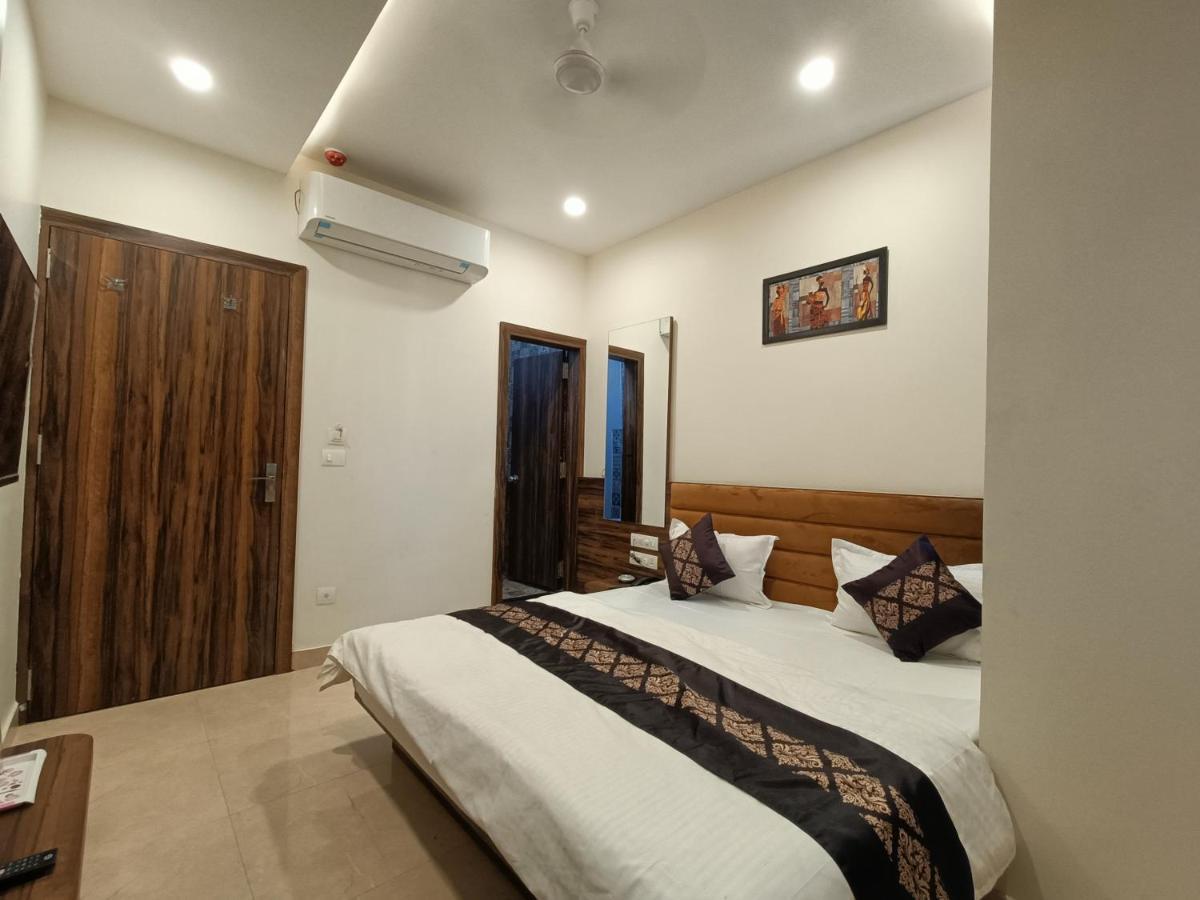 Hotel Vrinda Inn Udaipur Exterior foto