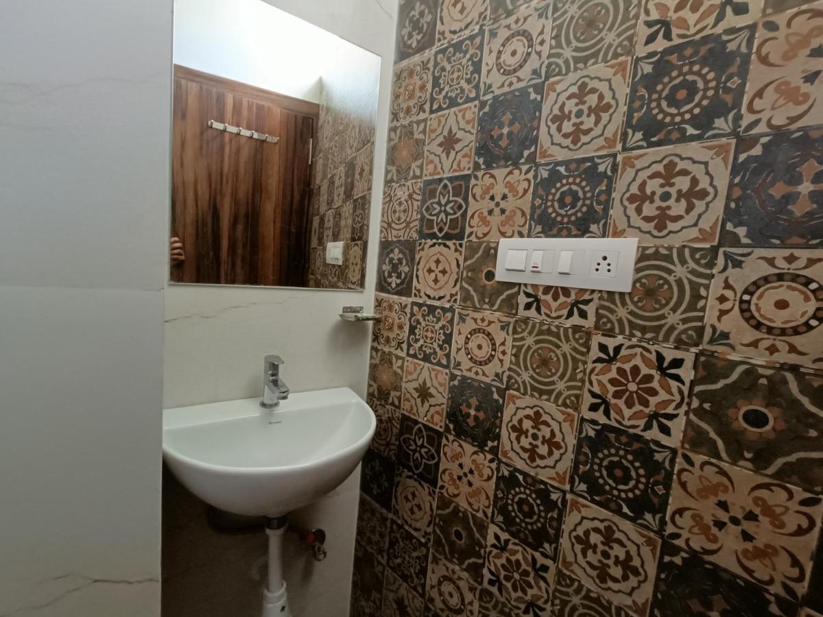 Hotel Vrinda Inn Udaipur Exterior foto